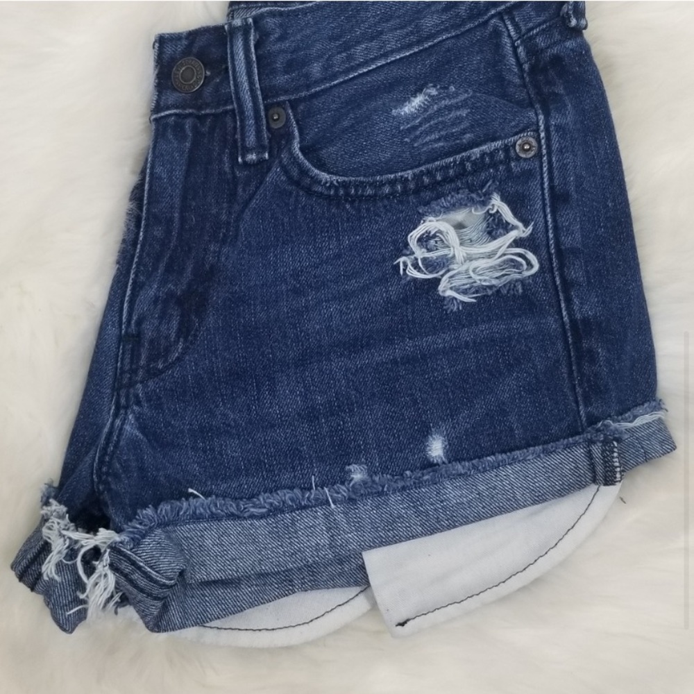 Levi’s Denim Shorts 514 - Picture 6 of 6